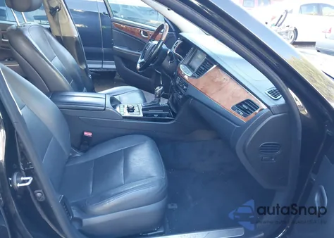 2015 Hyundai Equus Signature z USA, uszkodzony, nr VIN KMHGH4JH7FU098248